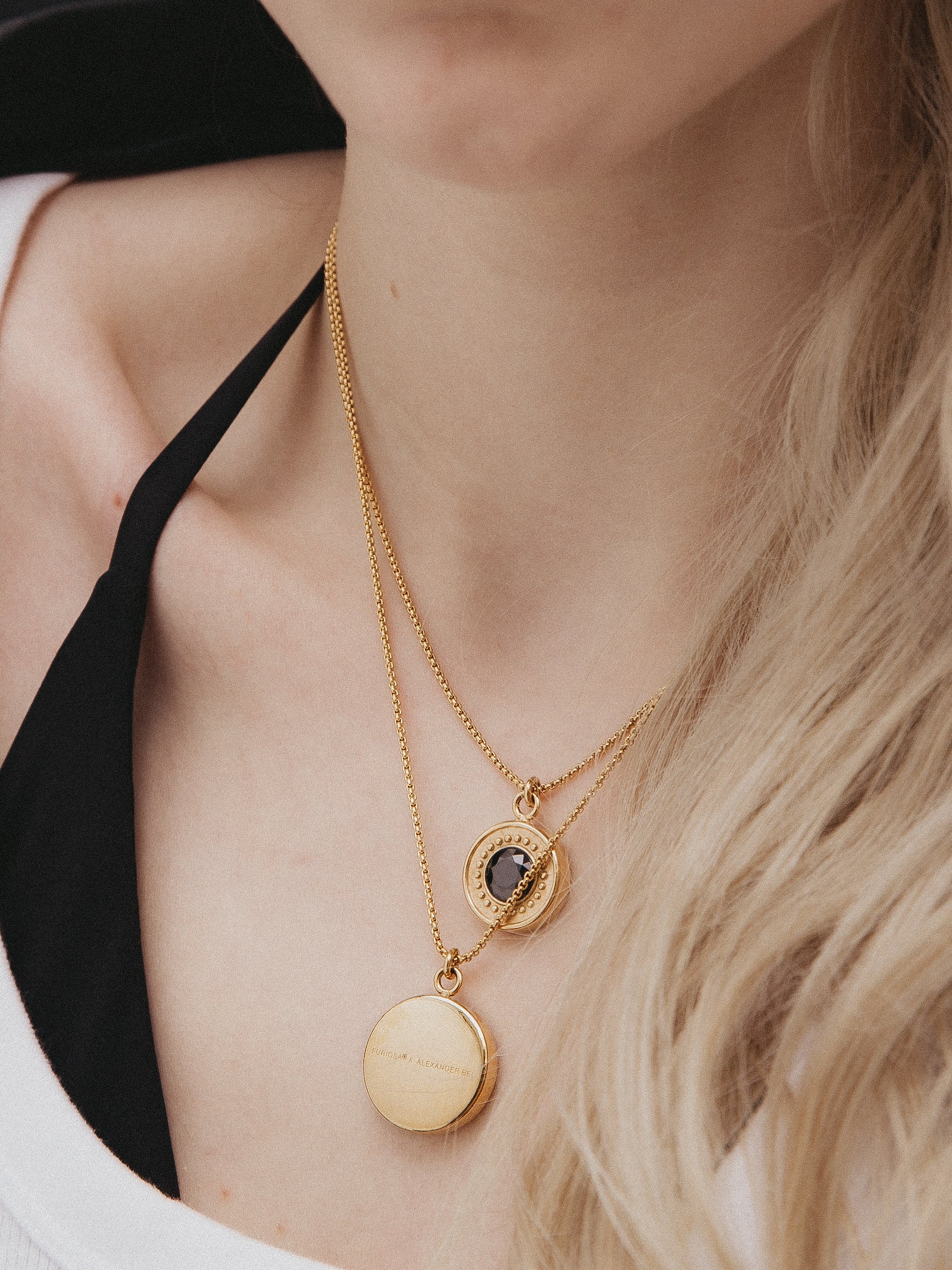 NÁHRDELNÍK ROCK’N’ROLLA M